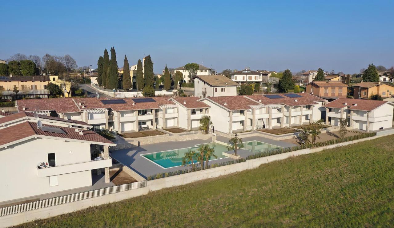 Vivere Il Parco - Garda Lake Дезенцано-дель-Гарда Экстерьер фото