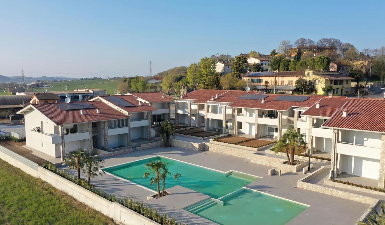Vivere Il Parco - Garda Lake Дезенцано-дель-Гарда Экстерьер фото